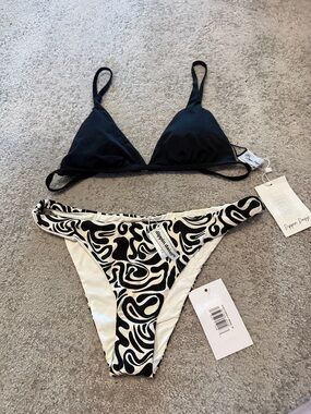 Dippin' Daisy's Black Triangle Top with Black & White Swirl Bikini Bottom